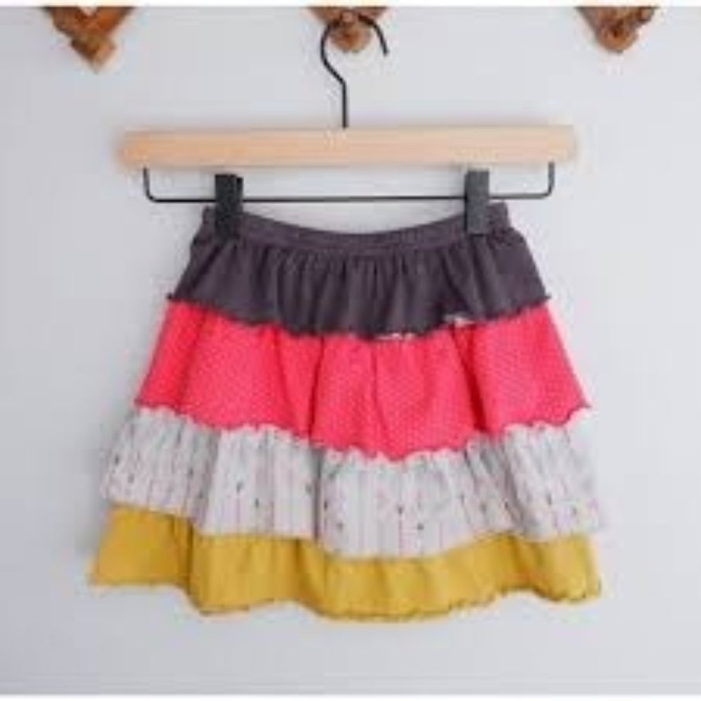 Sado NWT tiered skirt fall summer spring winter photoshoot red yellow arrows 5